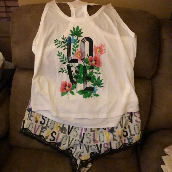 Victoria's Secret Other - NWT VS 2 SEPERATE PIECE PJ SET